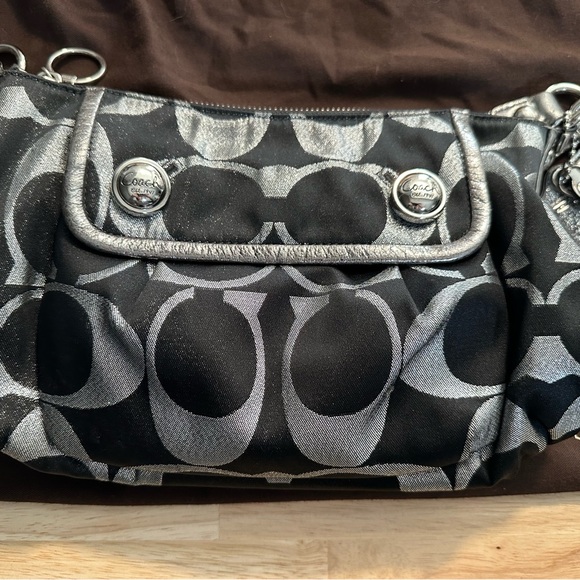 Meet your Posher, Arielle - Picture 8 of 8